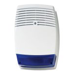 Sirena de exterior autoalimentada con protección metálica interna. Color blanco con lente azul. Grado 3